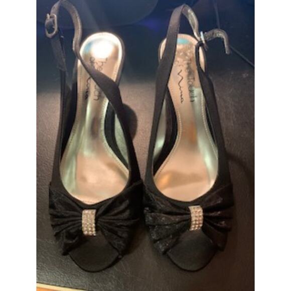 The Touch of Nina Black Satin w/diamond accent Size 7 - Picture 1 of 6